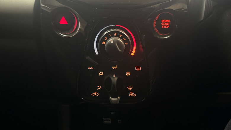 Peugeot 108 1.2 PureTech Allure 5dr Petrol Hatchback